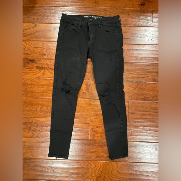 American Eagle Outfitters Denim - American Eagle Ripped Jegging